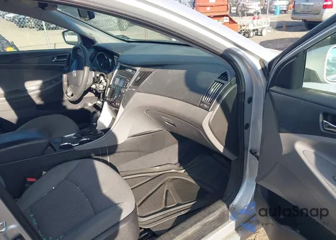 2013 Hyundai Sonata Gls z USA, uszkodzony, nr VIN 5NPEB4AC4DH520016